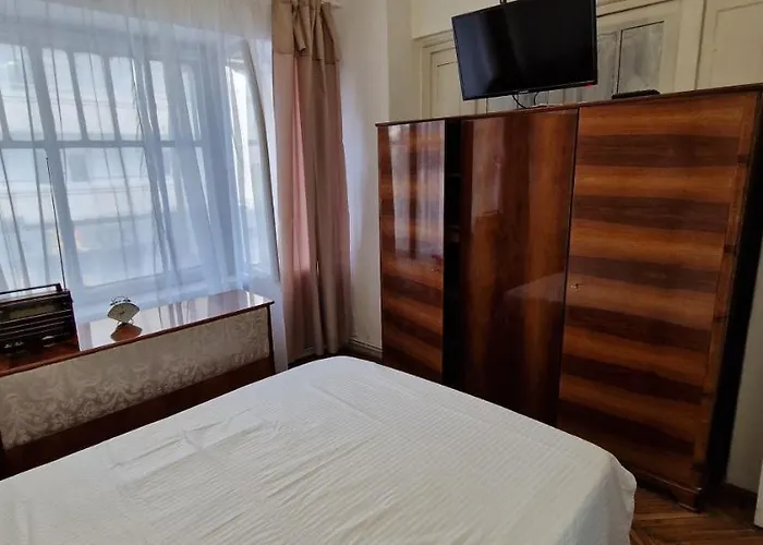 Domum - The Comunist Apartment