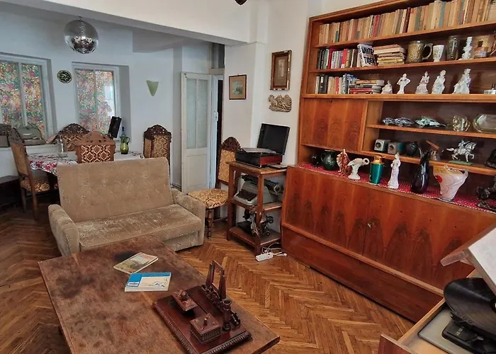 Domum - The Comunist Apartment Bucharest