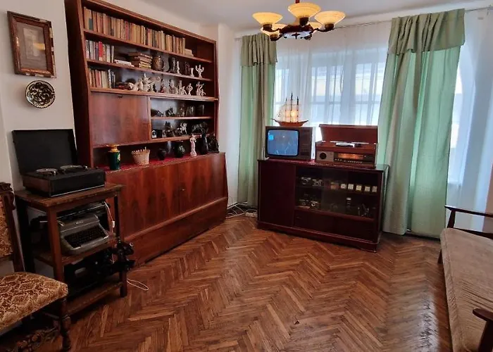Апартаменты Domum - The Comunist
