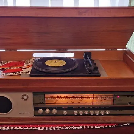 Domum - The Comunist Apartament