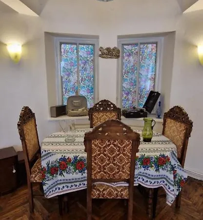 Domum - The Comunist Bucarest