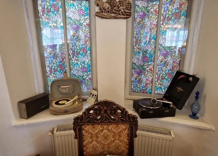 Domum - The Comunist Бухарест